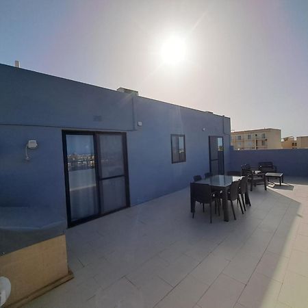 Sea View Penthouse Apartment Zebbug  Exterior photo