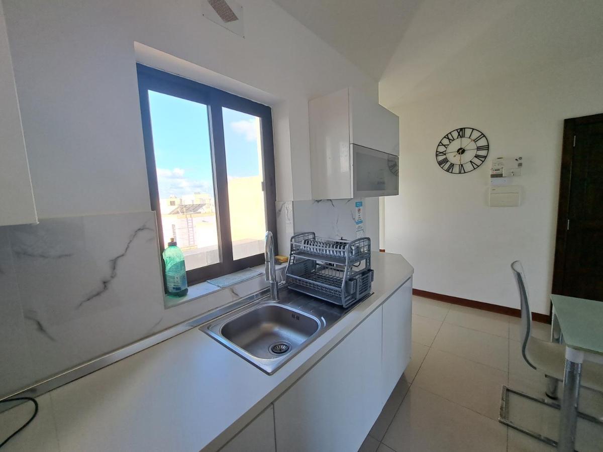 Sea View Penthouse Apartment Zebbug  Exterior photo