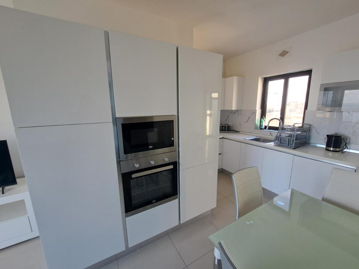 Sea View Penthouse Apartment Zebbug  Exterior photo